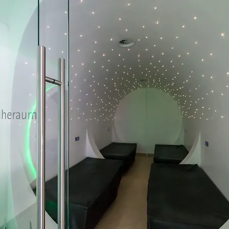 Hotel Schloss 4*